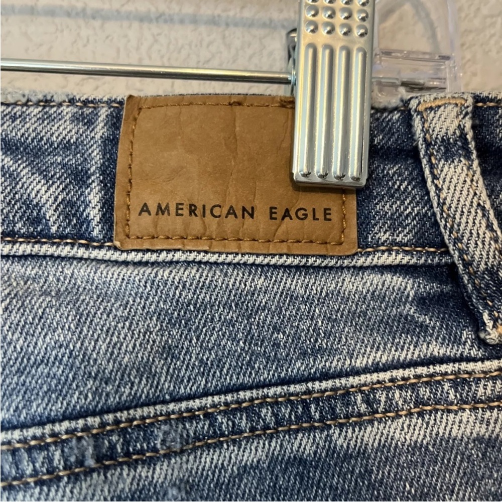 American Eagle Mom Straight Blue Jeans Comfort Stretch Waist Medium Wash Size 6 - Picture 7 of 8